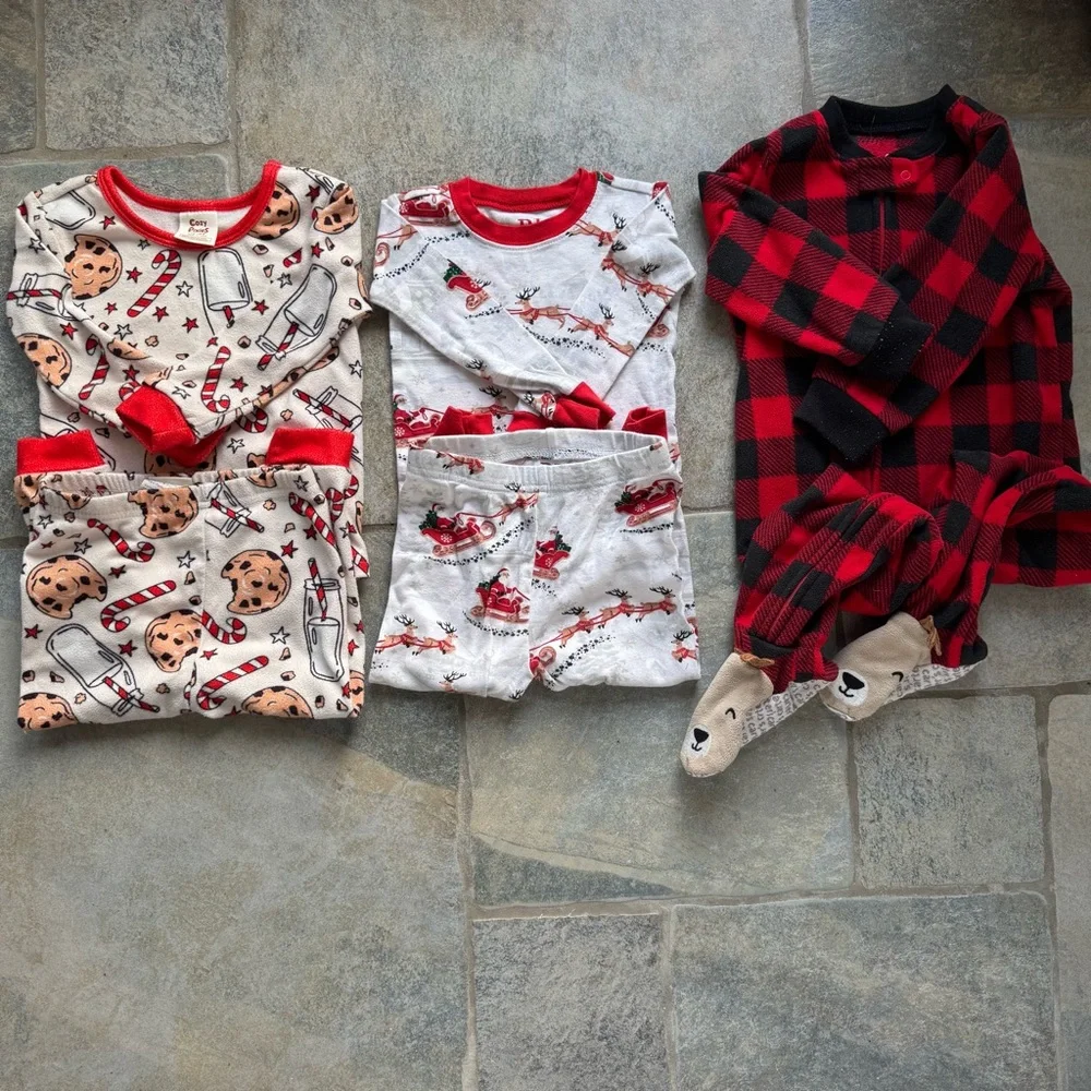 Bundle of 3 Christmas Baby Pajamas‎ 18m Carter’s Children’s Place Santa